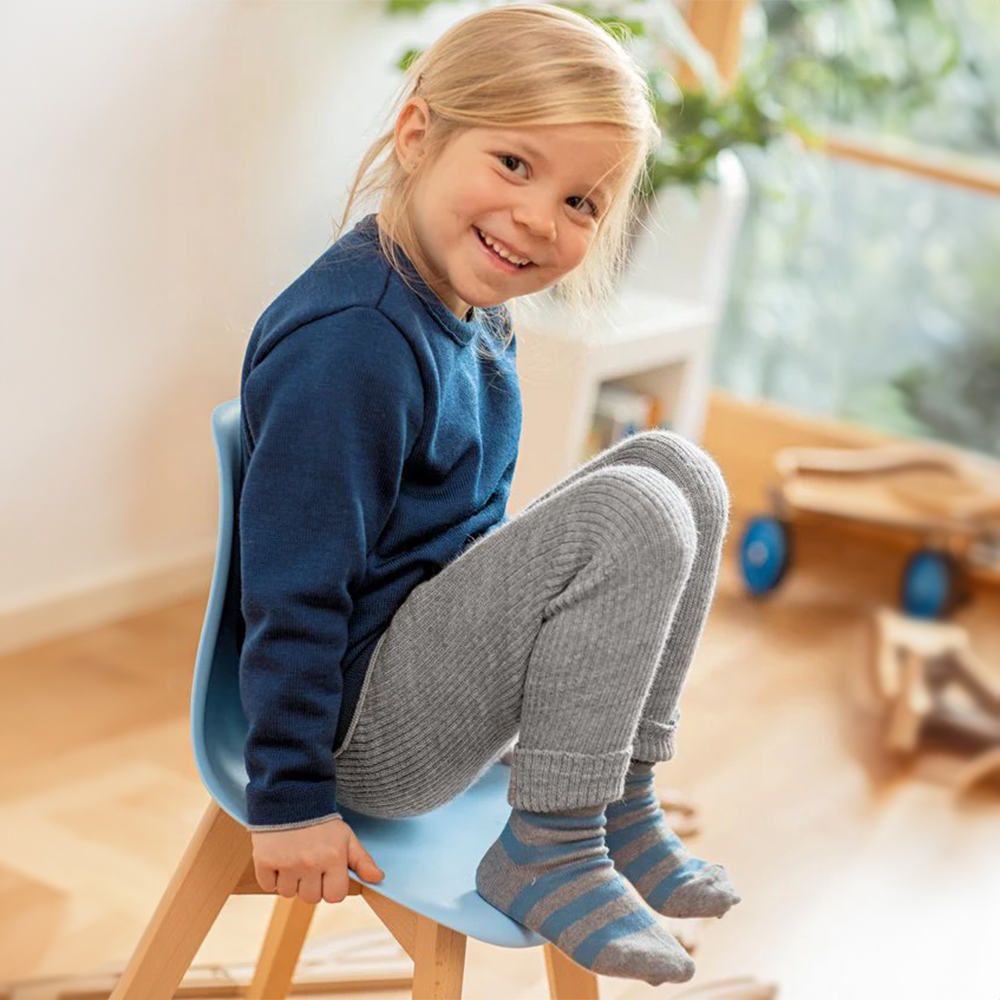 Disana kids thermal leggings in 100% organic merino wool—breathable base layer for boys and girls