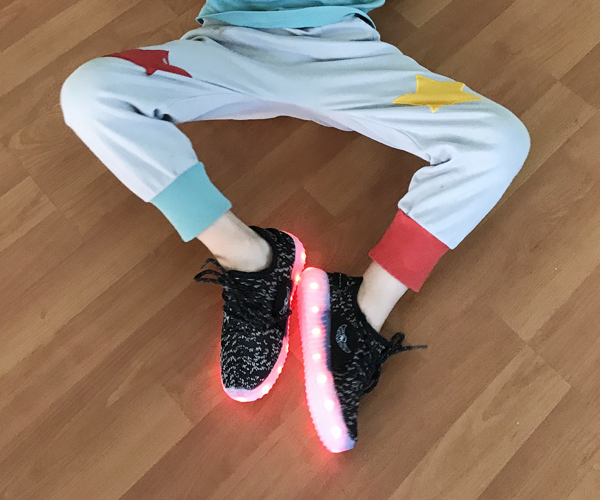 Led shoes hot sale not charging